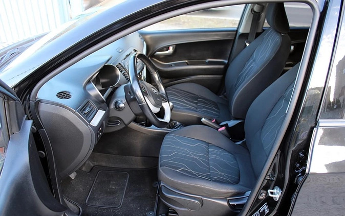 Kia Picanto cena 29900 przebieg: 122000, rok produkcji 2016 z Zwierzyniec małe 154